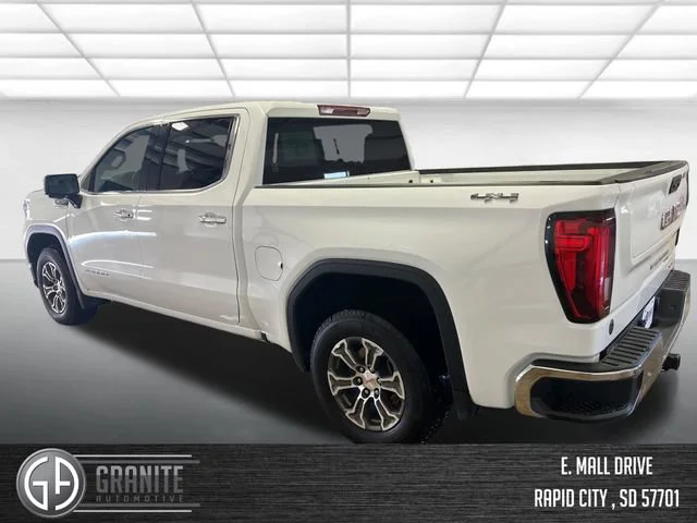 2024 GMC Sierra 1500 SLT - Photo 4