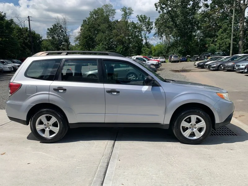 Used 2012 Silver Subaru 2.5X Sport Utility 4D image 15