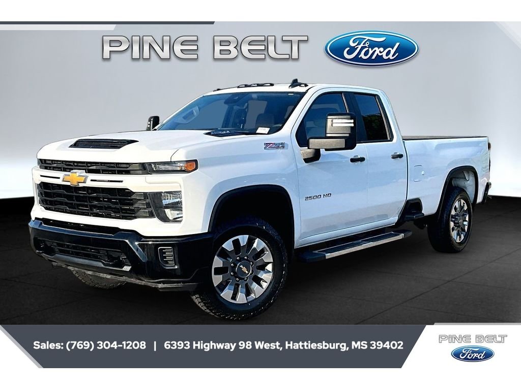 Used 2024 Summit White Chevrolet Custom image 10