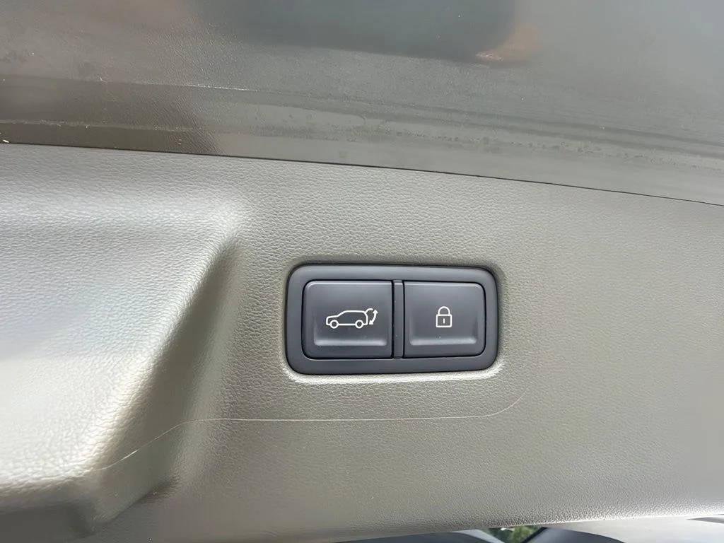 Used 2024 Green Hyundai Calligraphy image 25