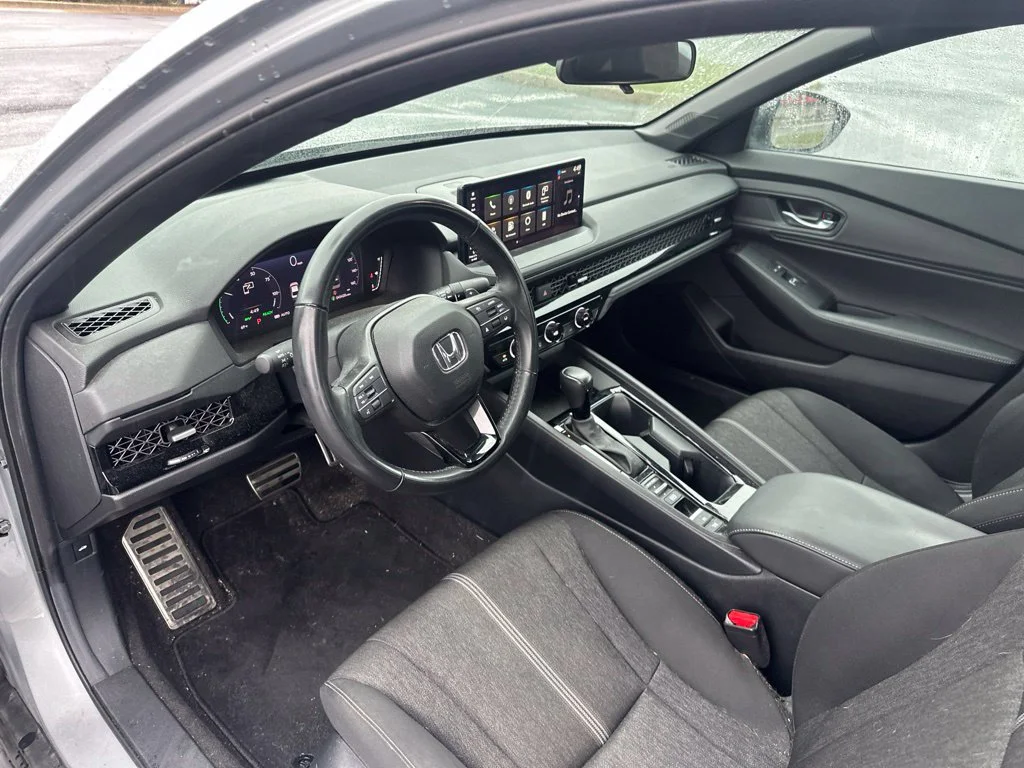 Used 2024 Silver Honda Sport image 19