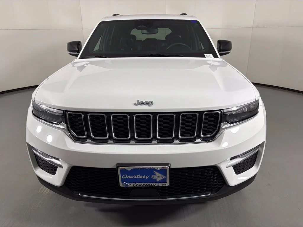 Used 2024 White Jeep 4xe image 3