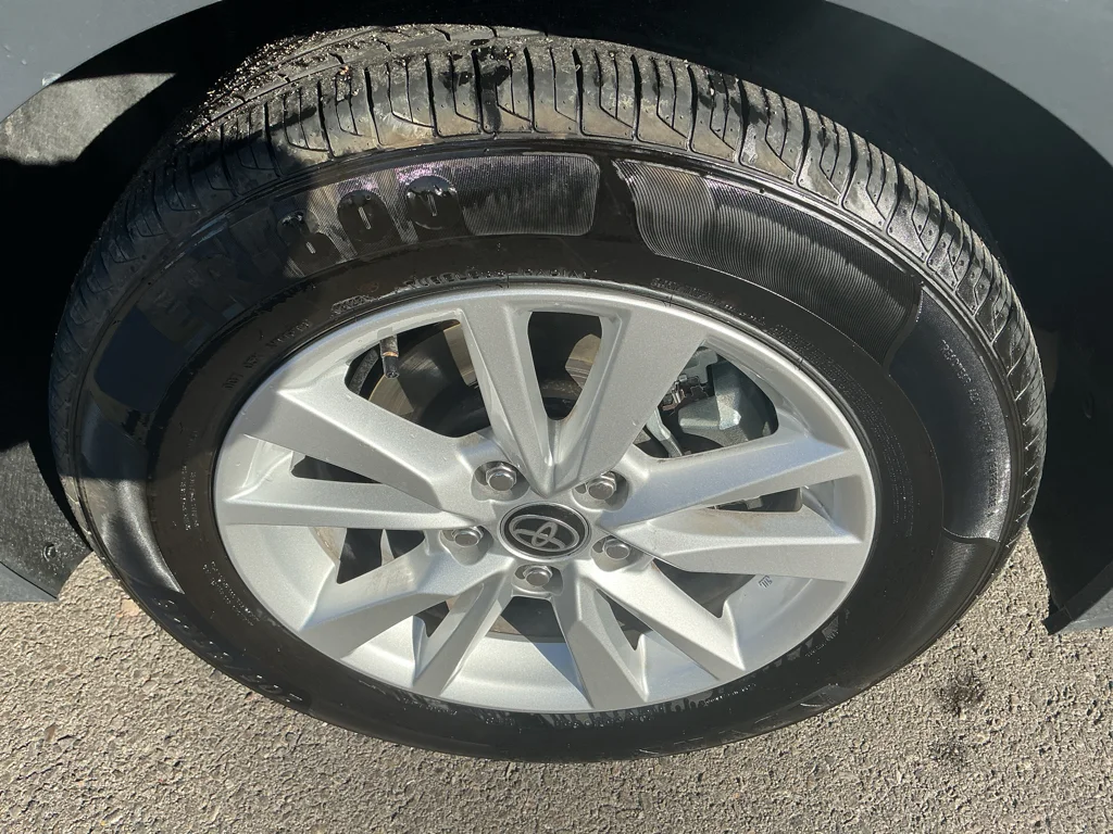 Used 2025 UNDERGROUND Toyota LE image 8