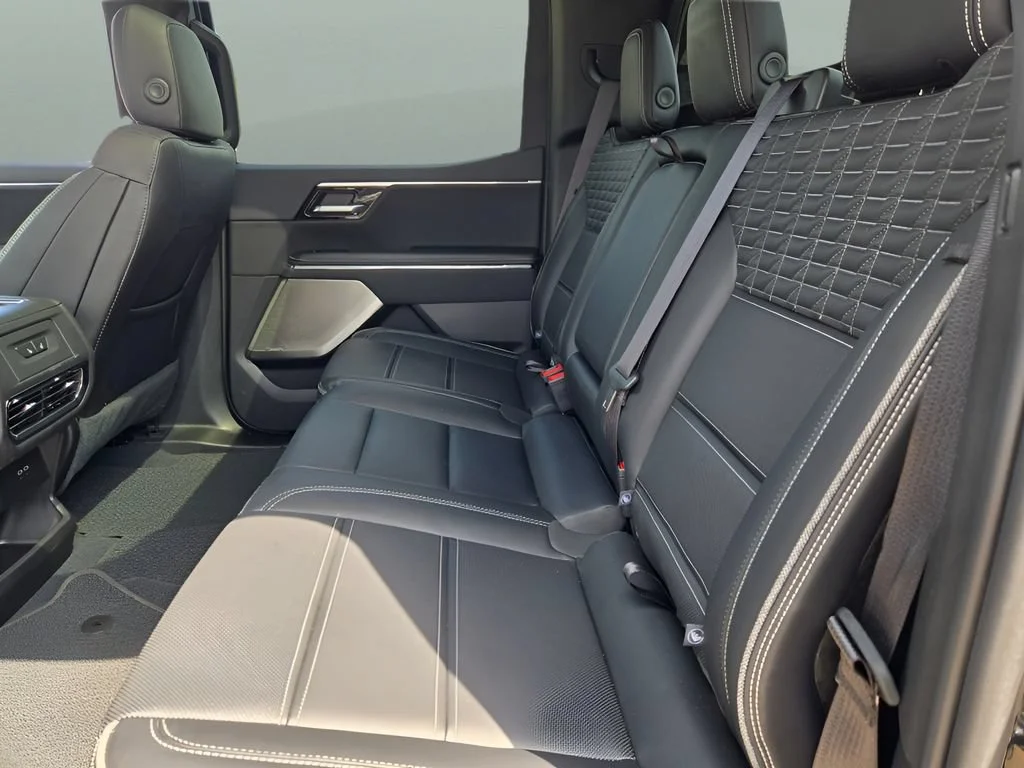 New 2025 Onyx Black GMC Extended Range Denali image 16