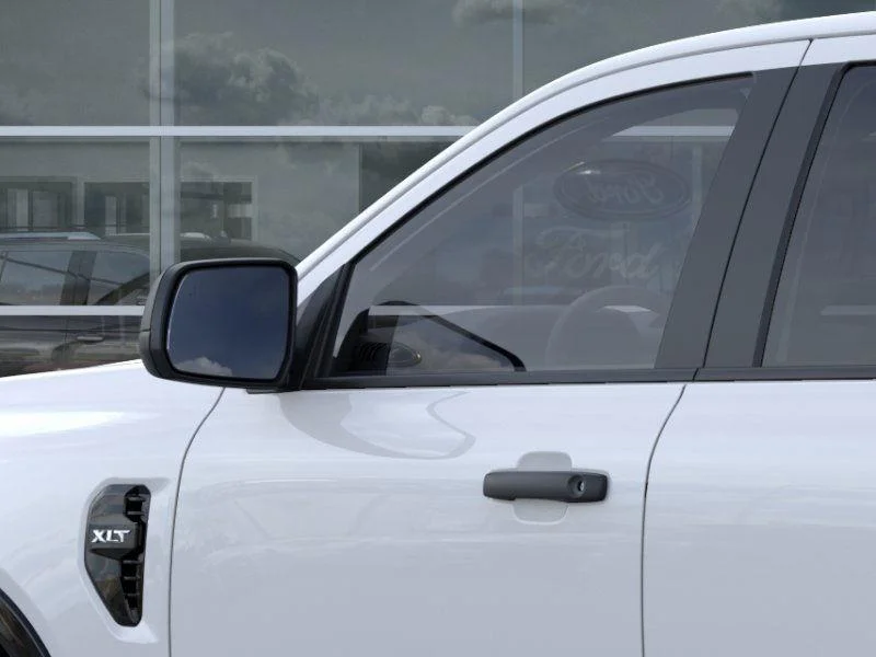 New 2025 Oxford White Ford XLT image 20
