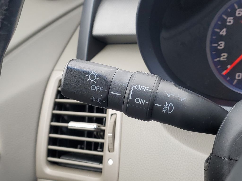 Used 2011 Crystal Black Pearl Acura Technology Package image 19