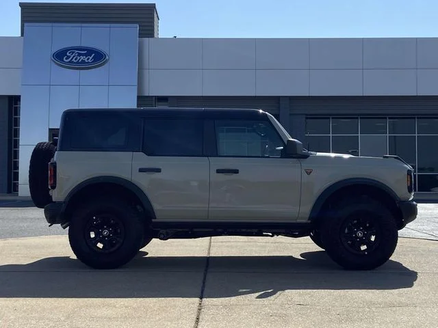 New 2026 Desert Sand Ford Badlands image 2