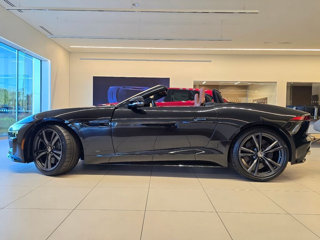 2024 Jaguar F-Type R75 - Photo 20