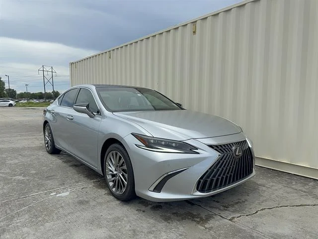 2024 Lexus ES 350 350 Ultra Luxury's photo