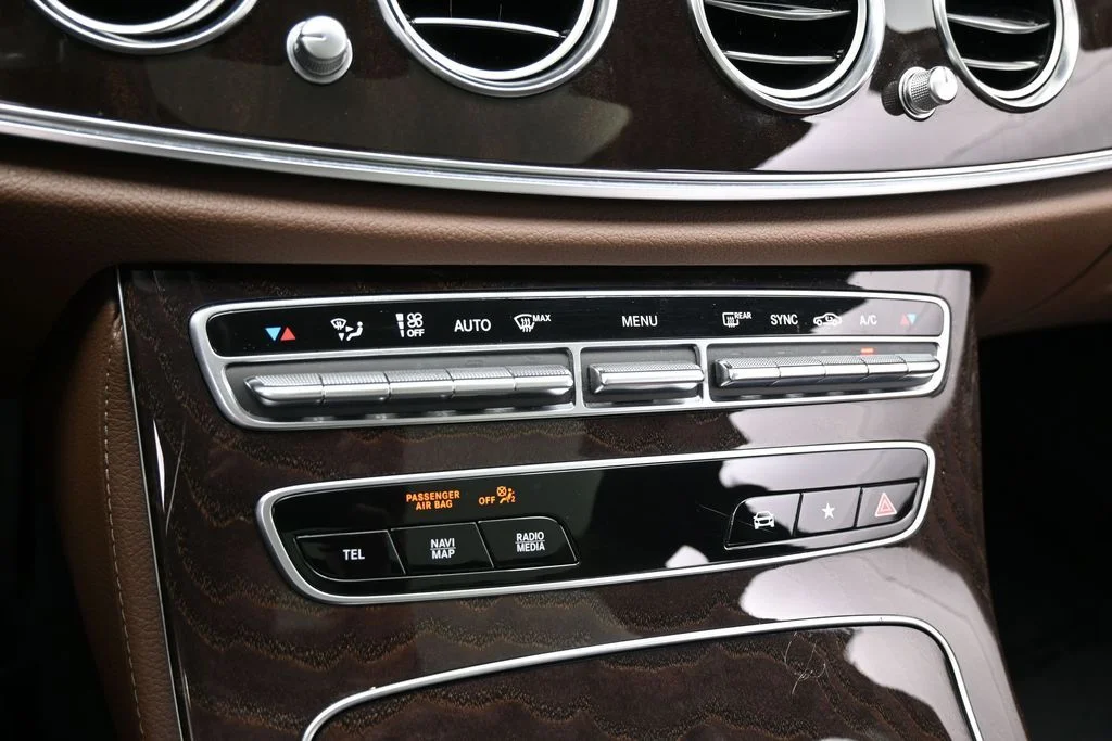 Used 2021 Gray Metallic Mercedes-Benz E 450 image 21