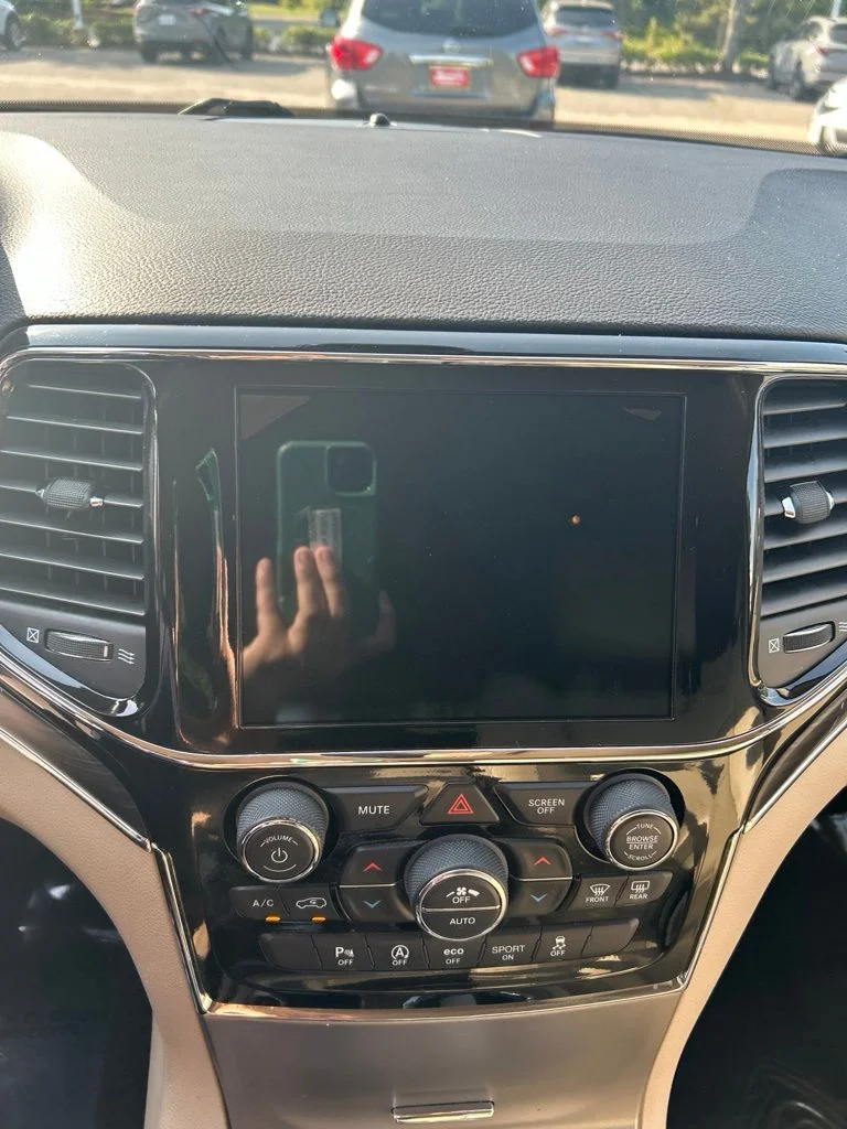 Used 2019 Red Jeep Limited image 14