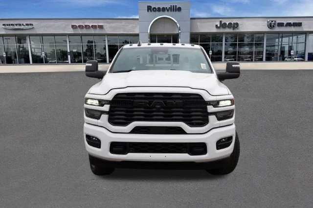 New 2027 Bright White Clear-Coat Exterior Paint RAM Big Horn image 8