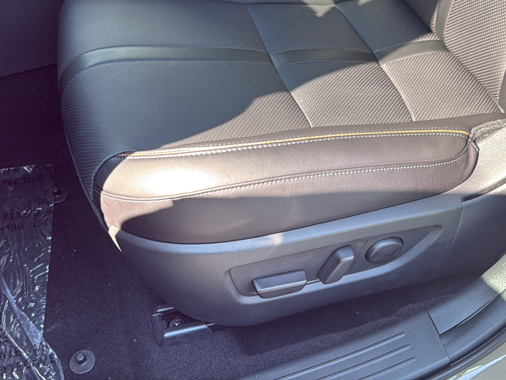 New 2026 Zircon Sand Metallic Mazda 2.5 Turbo image 18
