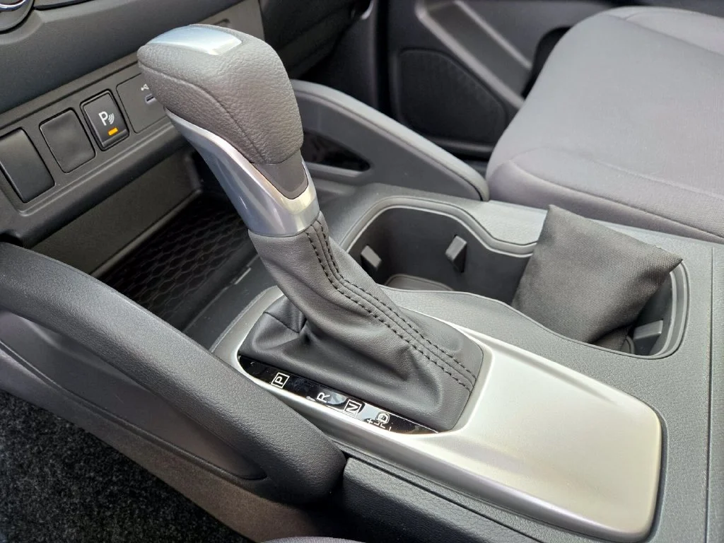 New 2026 Glacier White Nissan King Cab® S image 13
