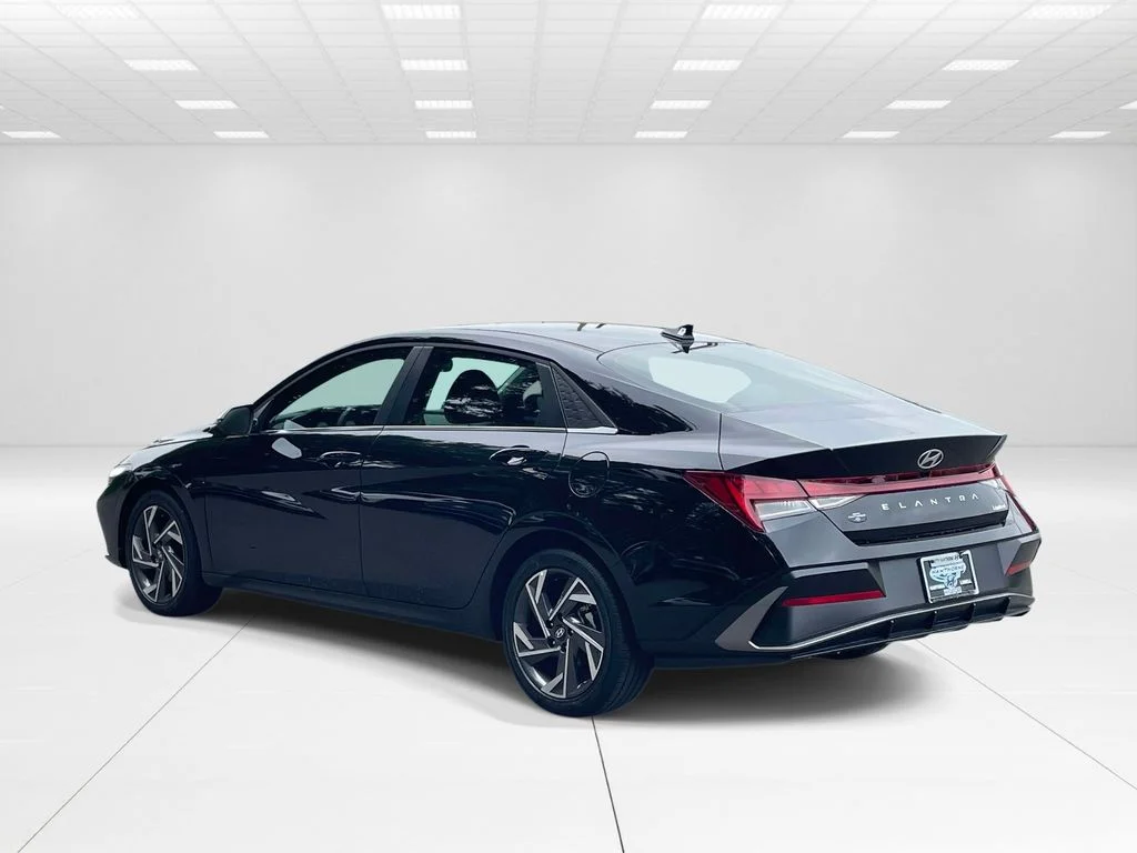 New 2026 Black Hyundai Limited image 4
