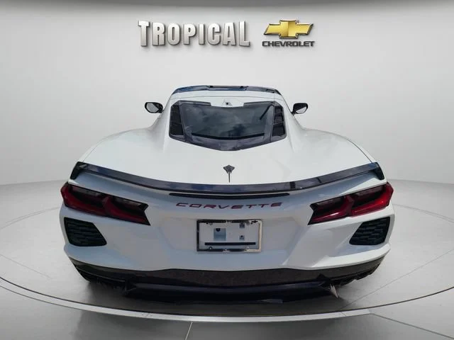 Used 2027 Arctic White Chevrolet 3LT image 4