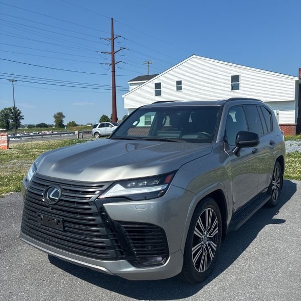2023 Lexus LX 600 600 Luxury's photo