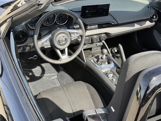 2026 Mazda MX-5 Miata Club - Photo 10