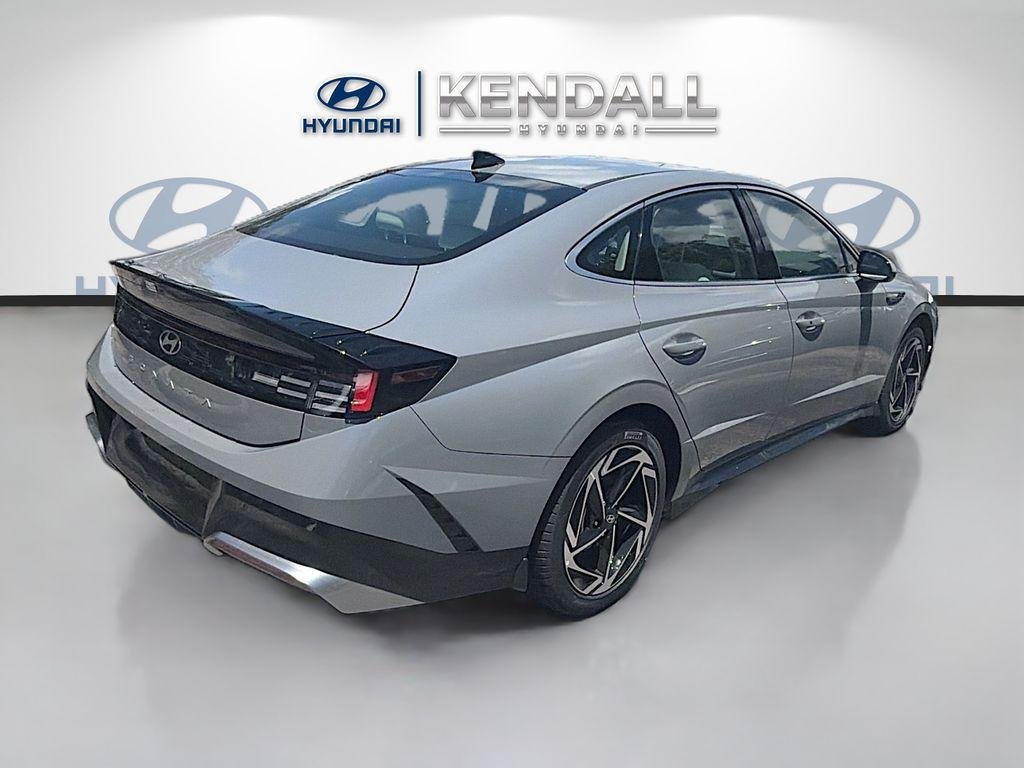 New 2026 Transmission Blue Hyundai SEL Sport image 6