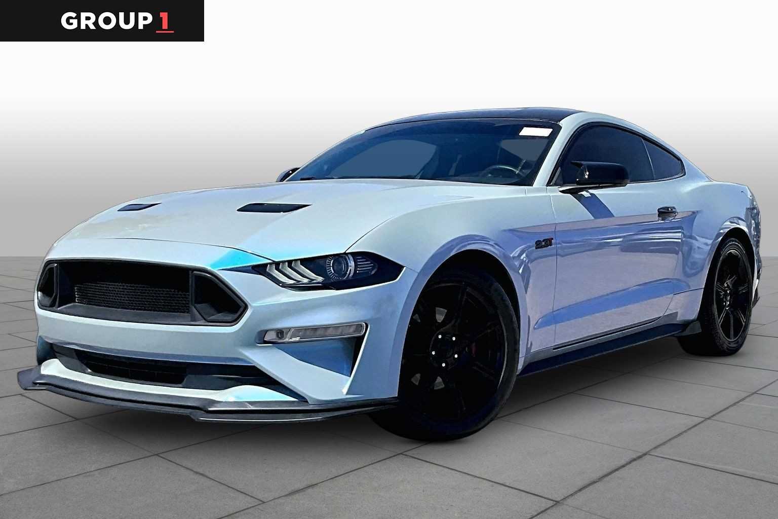 2018 Ford Mustang EcoBoost Coupe Premium's photo