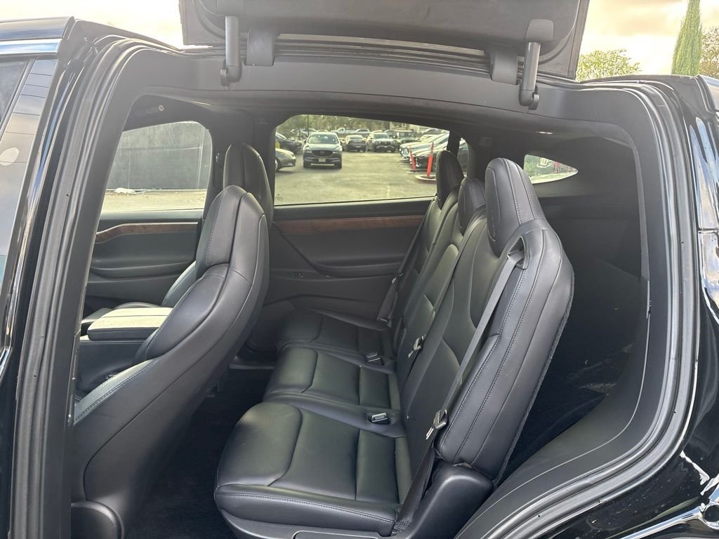 Used 2018 Solid Black Tesla 75D image 12