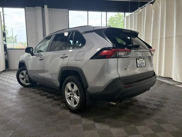 Used 2021 Silver Sky Metallic Toyota XLE image 7