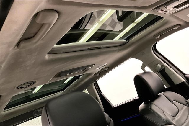Used 2025 Dark Moss Kia SX-Prestige image 20