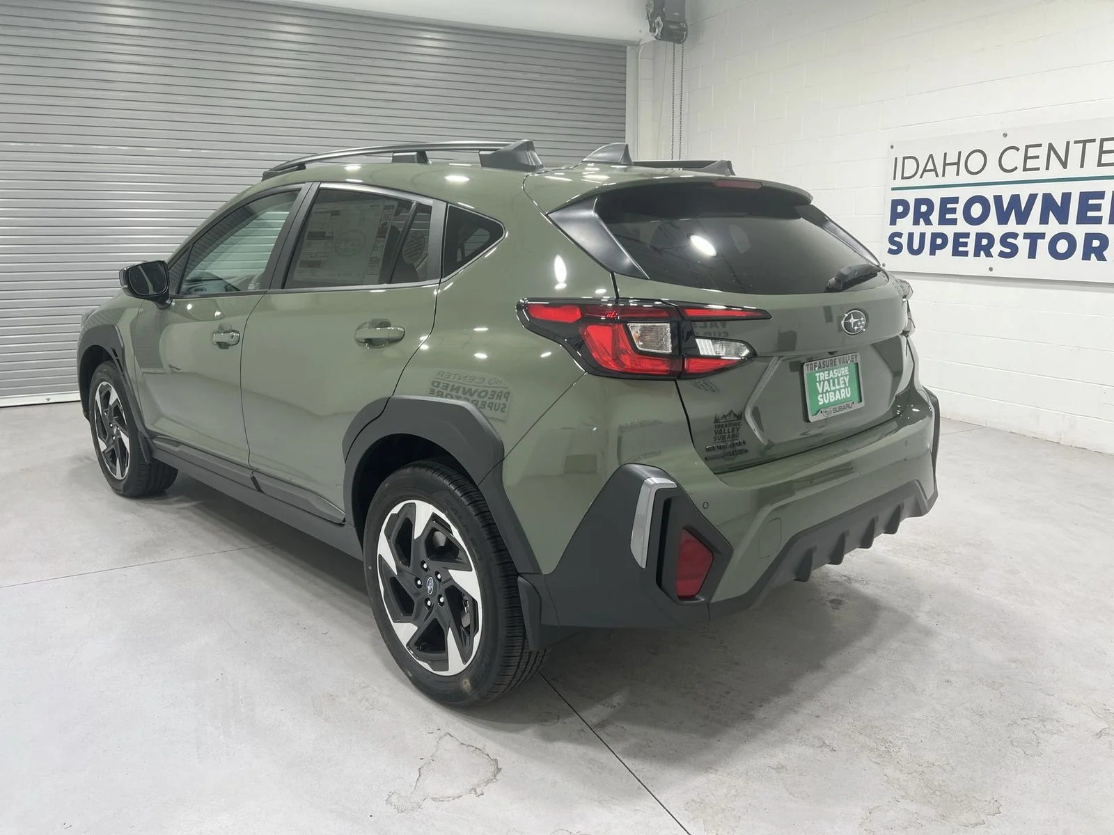 New 2026 ALPINE GREEN Subaru Limited image 6