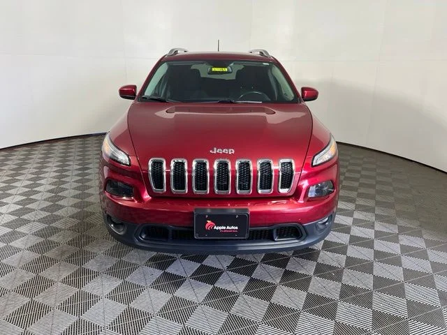 Used 2017 Jeep Cherokee Latitude with VIN 1C4PJMCS6HW639167 for sale in Shakopee, Minnesota