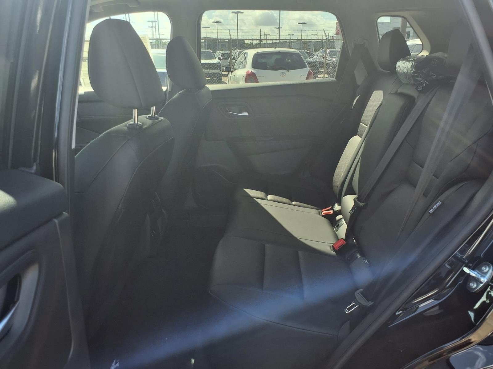 2026 Nissan Rogue photo 11 of 24