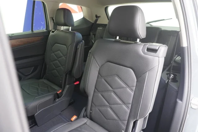 New 2026 Pure Gray Volkswagen 2.0T SE w/Technology image 21