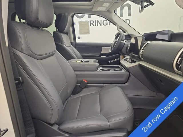 New 2027 Star White Metallic Tri-Coat Ford Active image 10