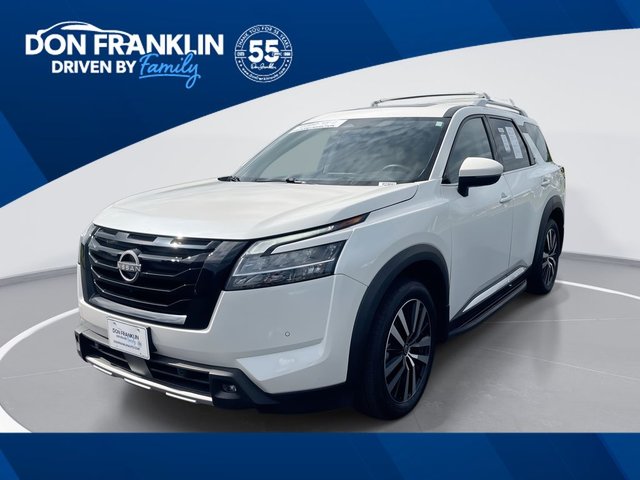 2023 Nissan Pathfinder Platinum