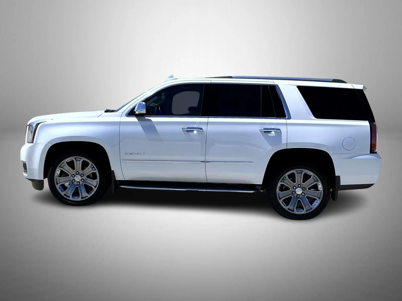 Used 2016 White GMC Denali image 8