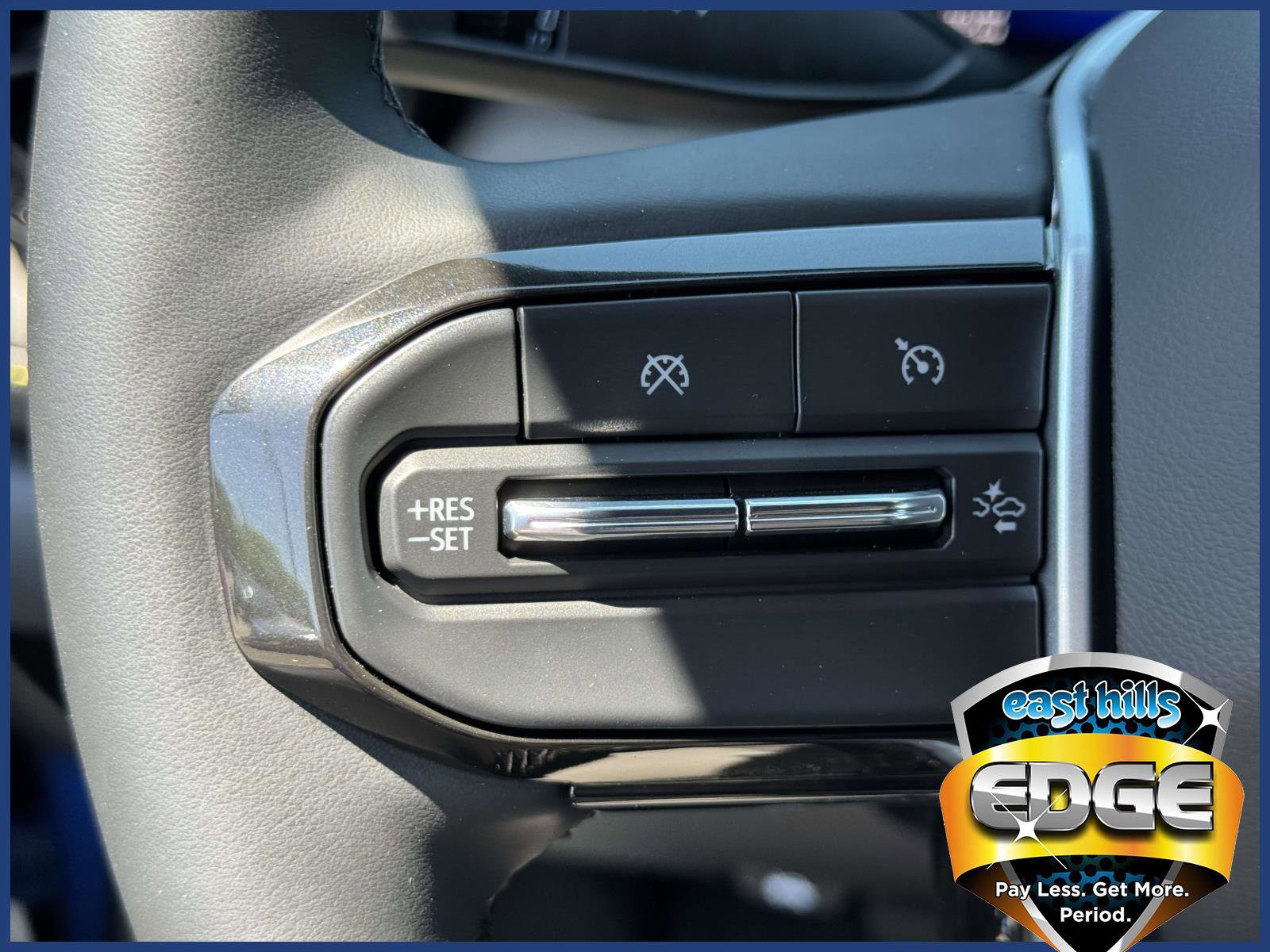2025 Chevrolet Colorado ZR2 - Photo 18