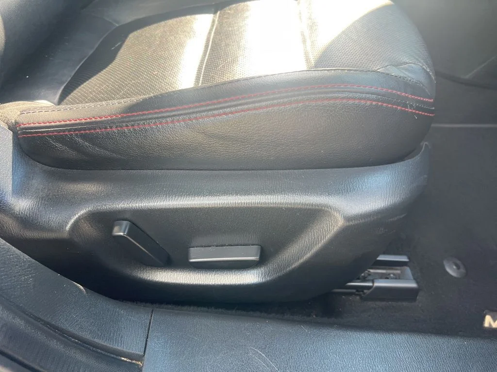 Used 2014 Blue Mazda i Grand Touring image 46