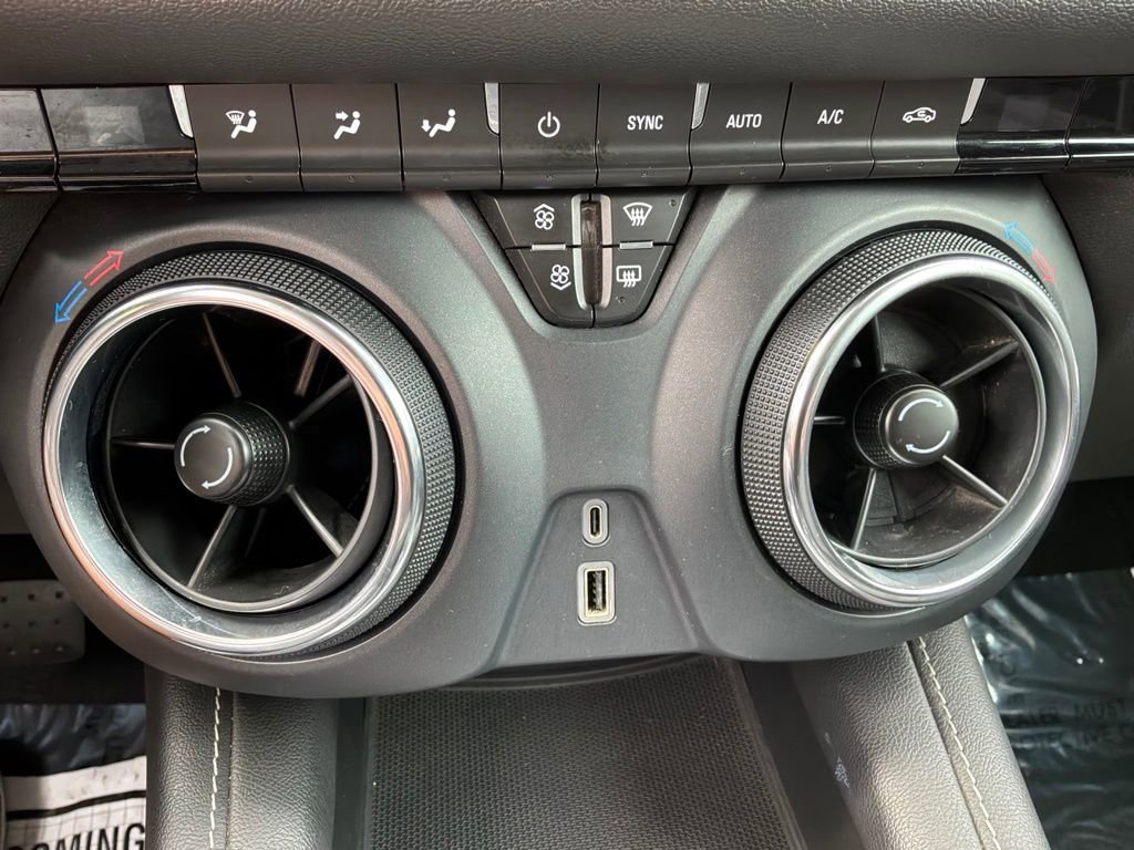Used 2023 Black Chevrolet 2LT image 19