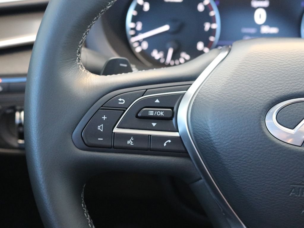 Certified Used 2025 Gray INFINITI LUXE image 42