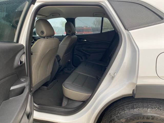 Used 2025 White Chevrolet ACTIV image 10