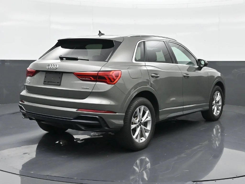 Used 2021 Gray Audi Premium image 5