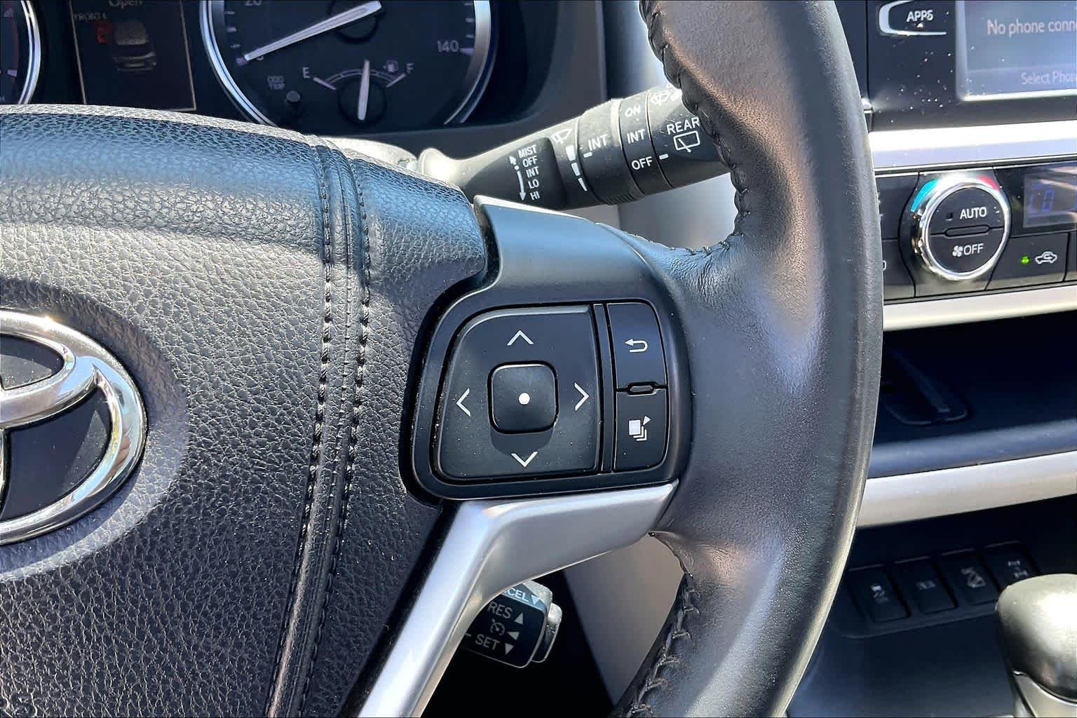 Used 2014 Attitude Black Metallic Toyota XLE image 25