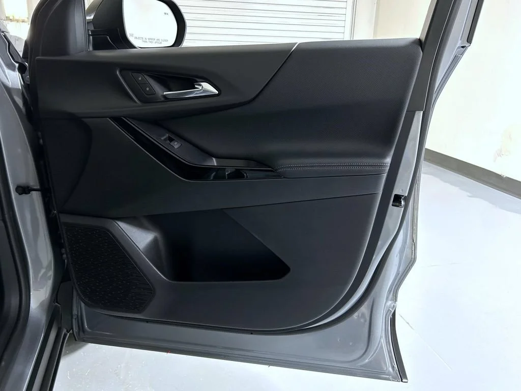 New 2027 Sterling Gray Metallic Chevrolet LT image 16