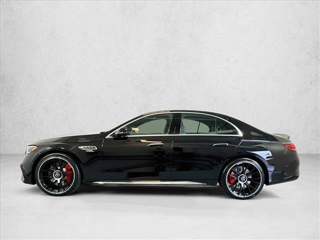 New 2027 Obsidian Black Metallic Mercedes-Benz AMG® E 53 Hybrid image 37