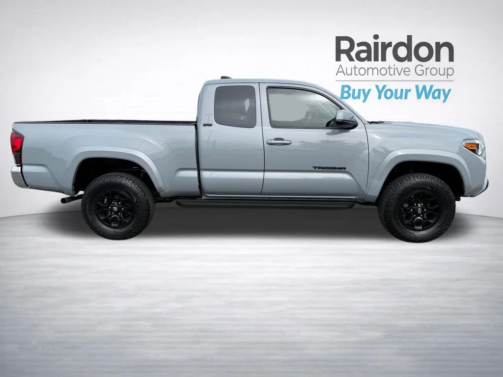 Used 2021 Cement Toyota SR image 8