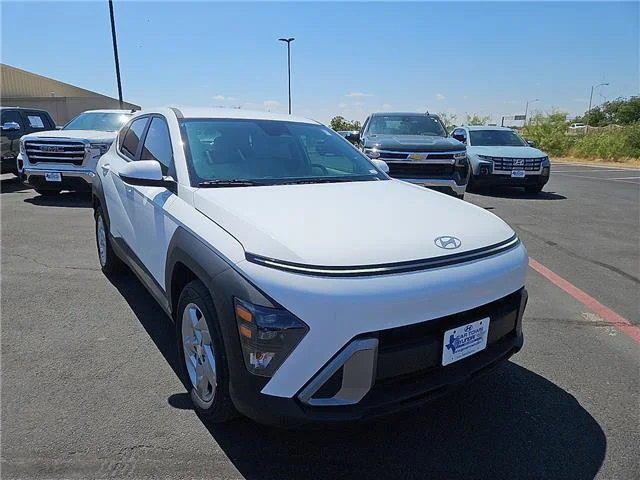 New 2027 Atlas White Hyundai SE image 6