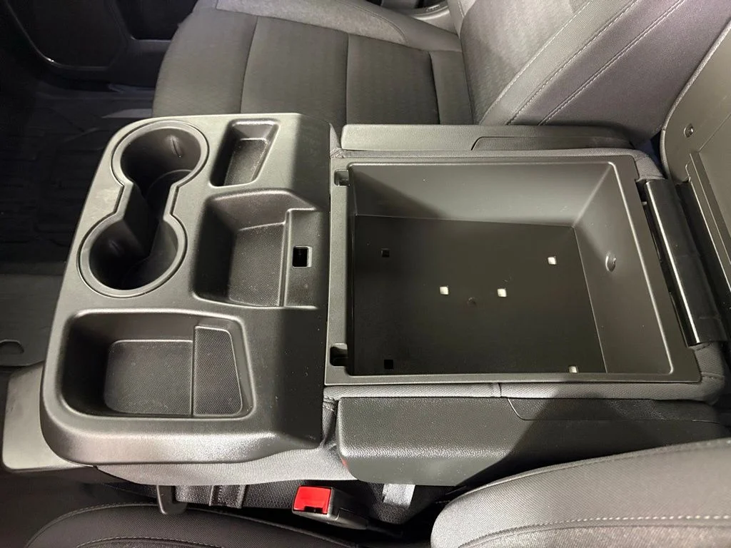 Used 2024 Black GMC Elevation image 34