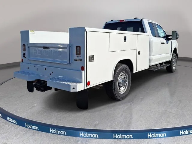 New 2026 Oxford White Ford XL image 4