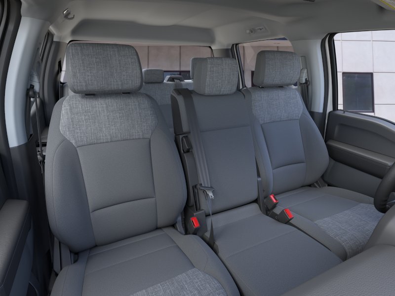 New 2026 Oxford White Ford F-250® XLT image 10