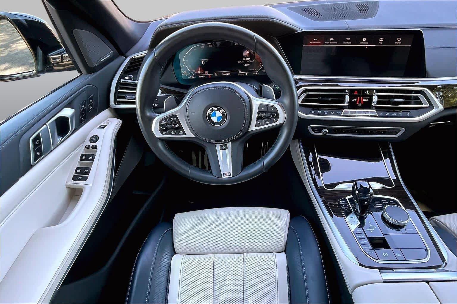Used 2021 Carbon Black Metallic BMW xDrive40i image 6