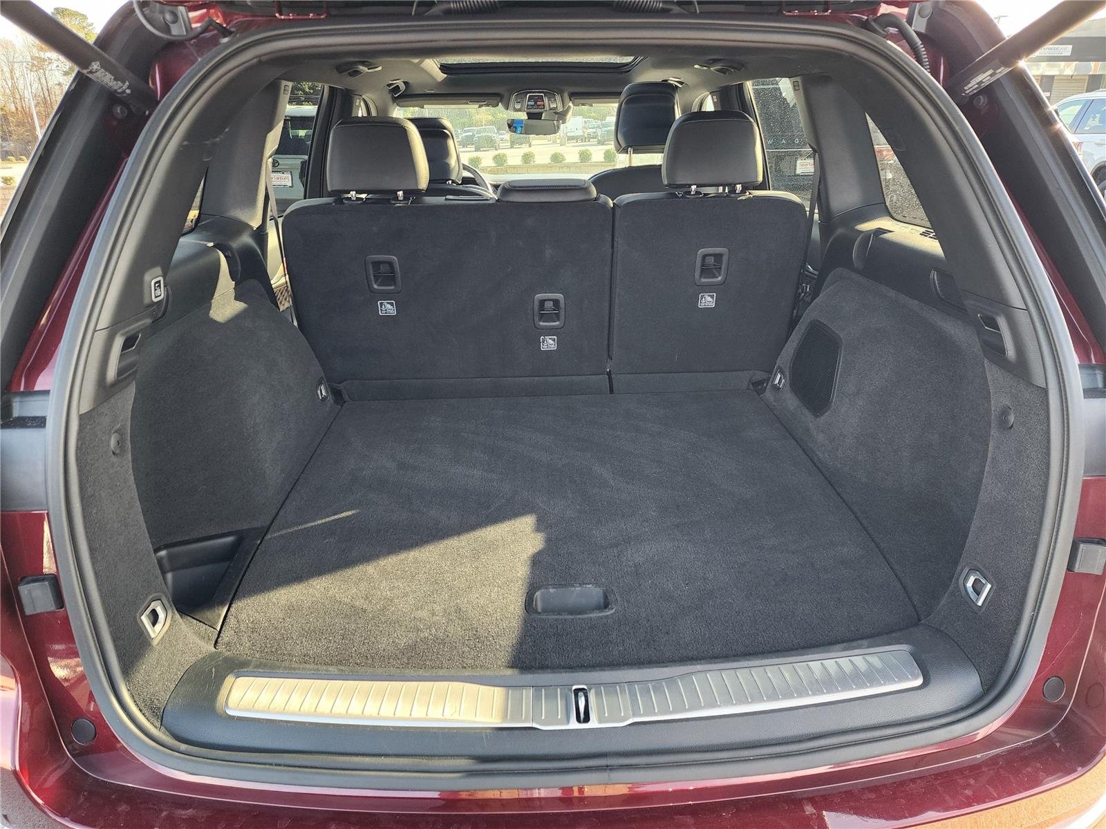 Used 2025 Velvet Red Pearlcoat Jeep Summit image 5